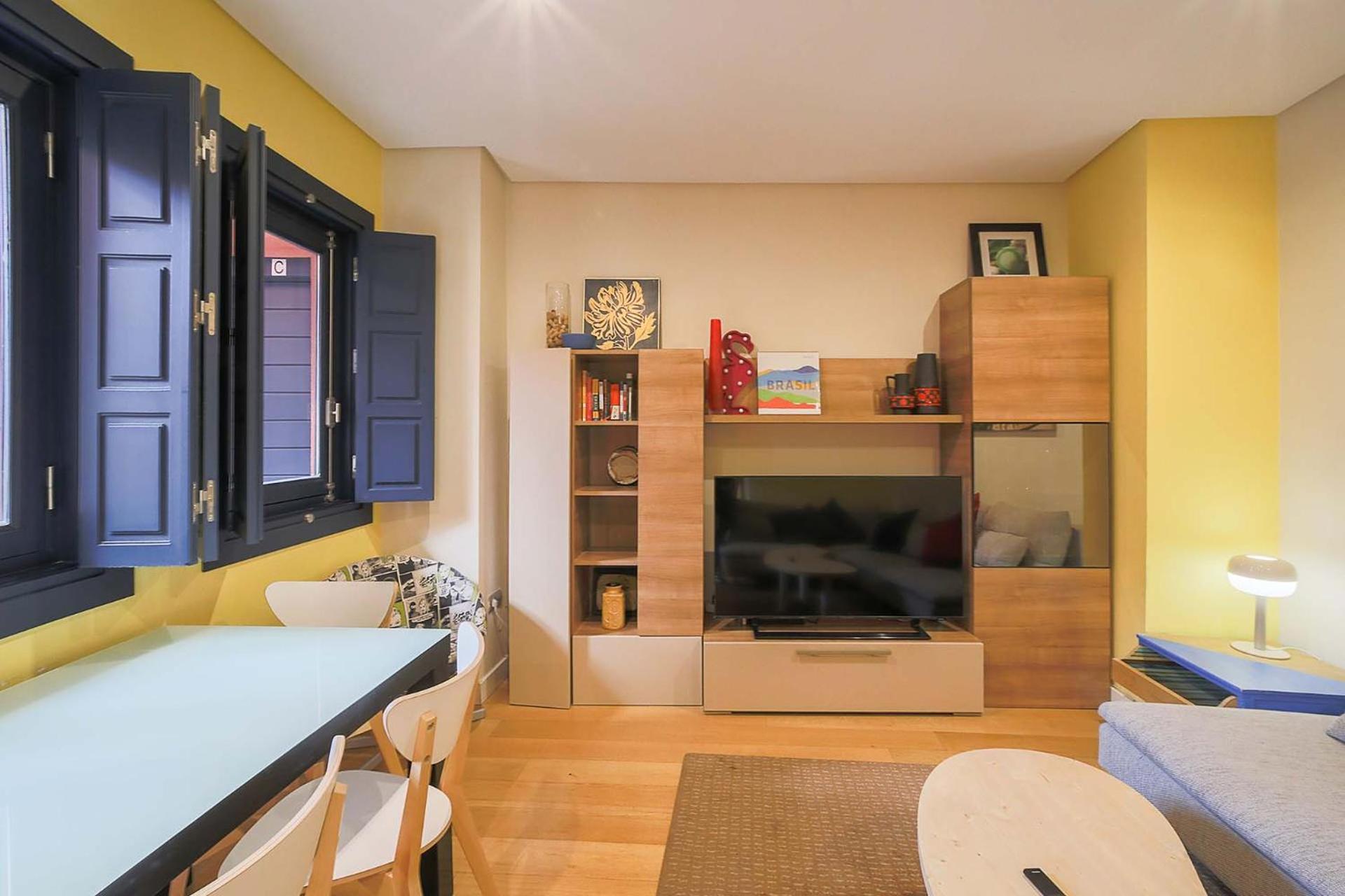 Two Bedroom Apartment Plaza Mayor By Sharingco マドリード エクステリア 写真